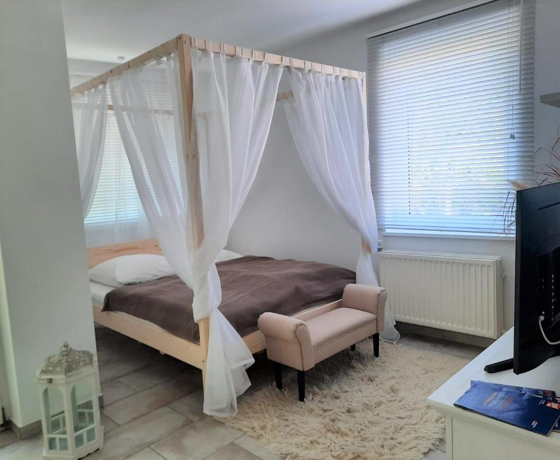 Holi Day Spa Appartement 2 Берлин Экстерьер фото